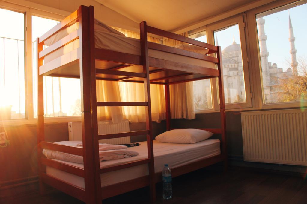 Nobel Hostel Istanbul Room photo