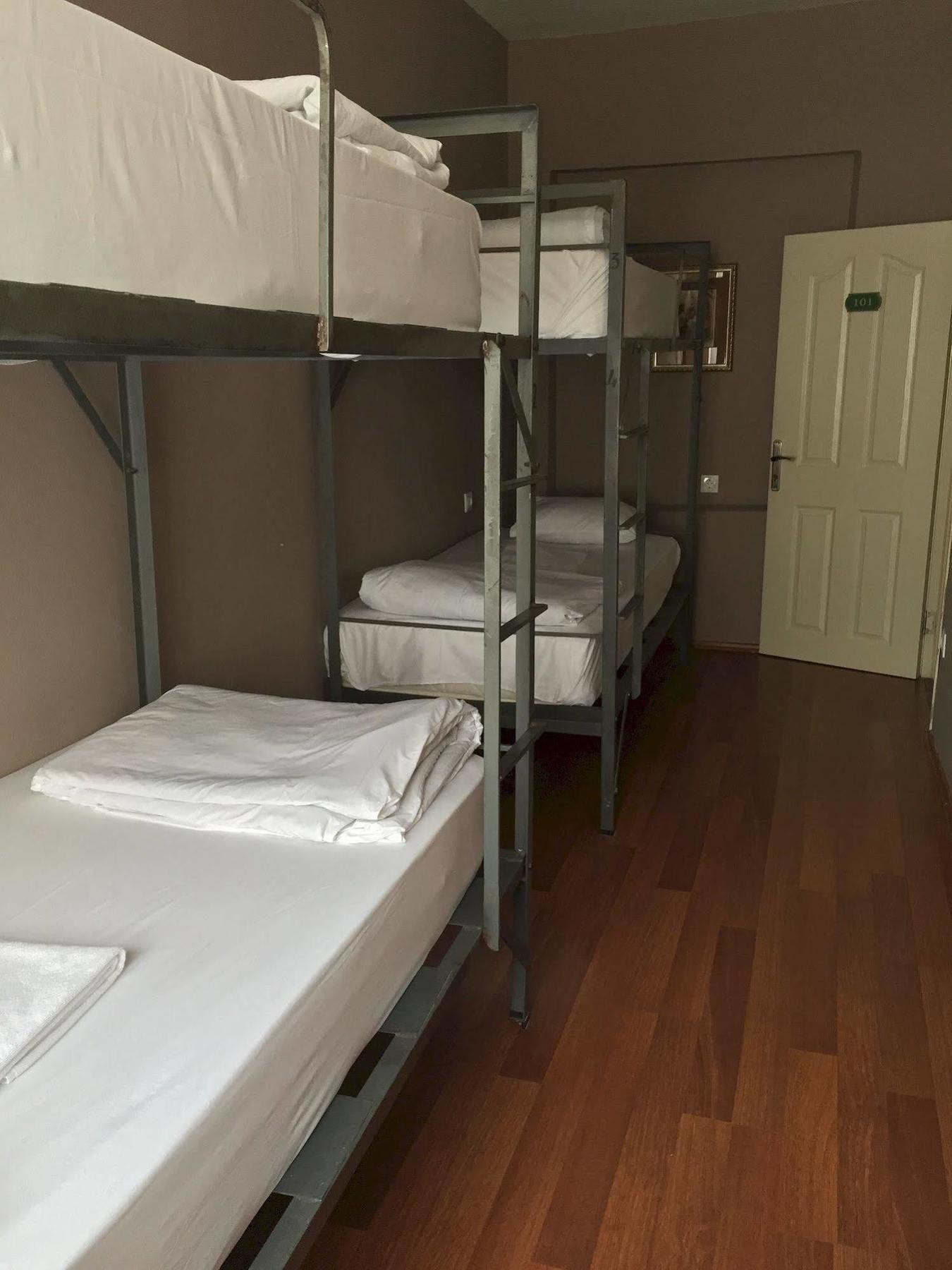 Nobel Hostel Istanbul Exterior photo
